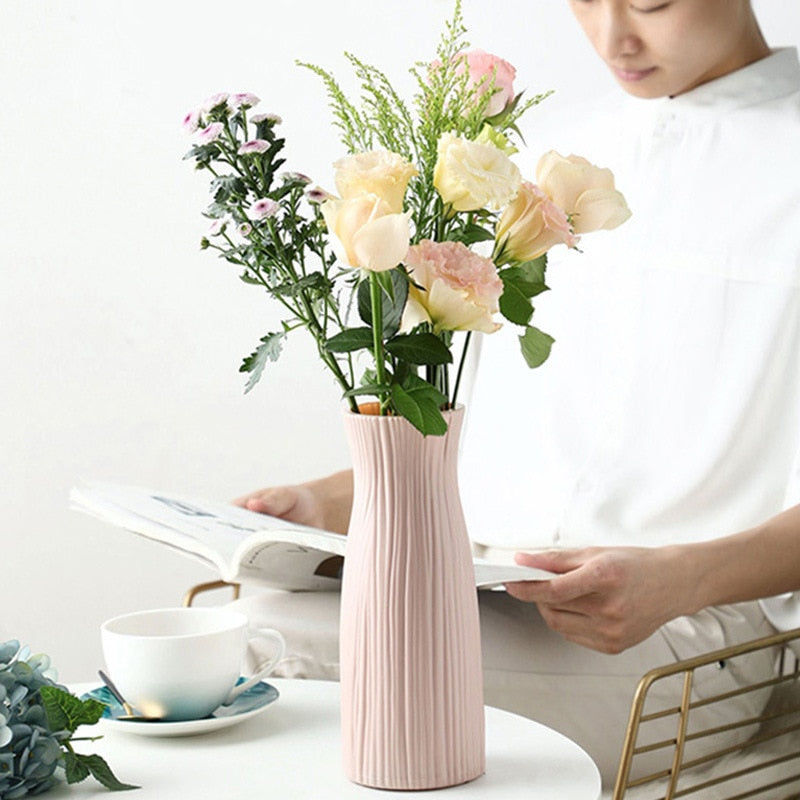 Small Decorative Vase (Multiple Colors) XPrice Shop