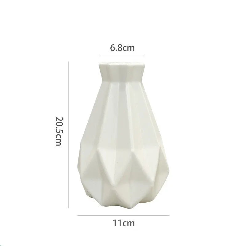 Minimalist Modern Vase (Various Colors) TOPAZ.PK